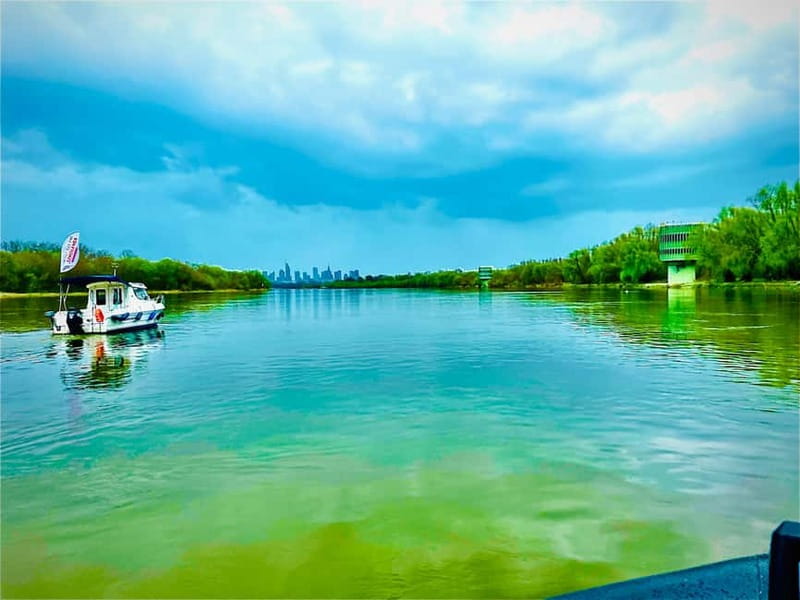 Warsaw: Explore the Vistula on Its Longest Speedboat Route - Warsaw’s Vistula Speedboat: Why This Ride Works as a Sightseeing Plan