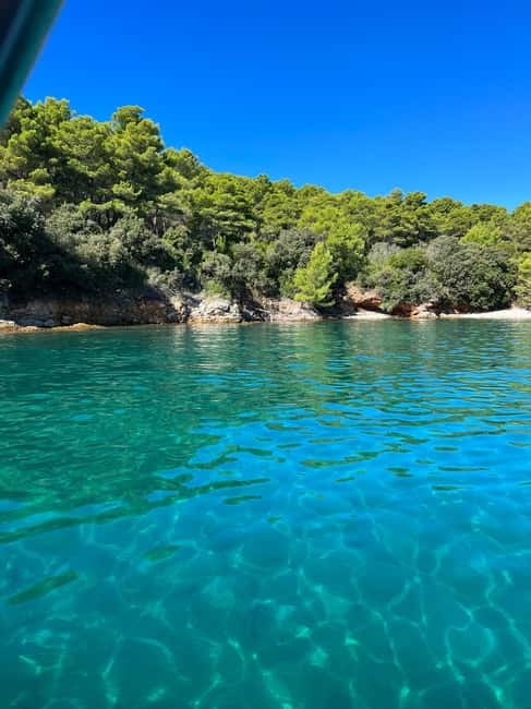 Zadar: 3 Island Speedboat Tour & Blue Bay Swim with Drinks - What to bring for an easy day on the Adriatic