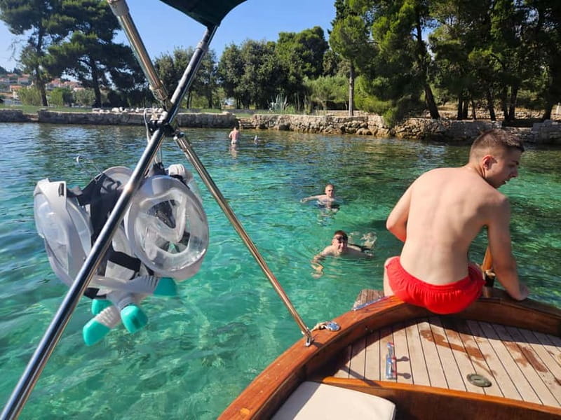 Zadar: Aperol Spritz & Island Vibes on Luxury Speedboat - Price and drinks: what $35 buys you (and what it doesn’t)