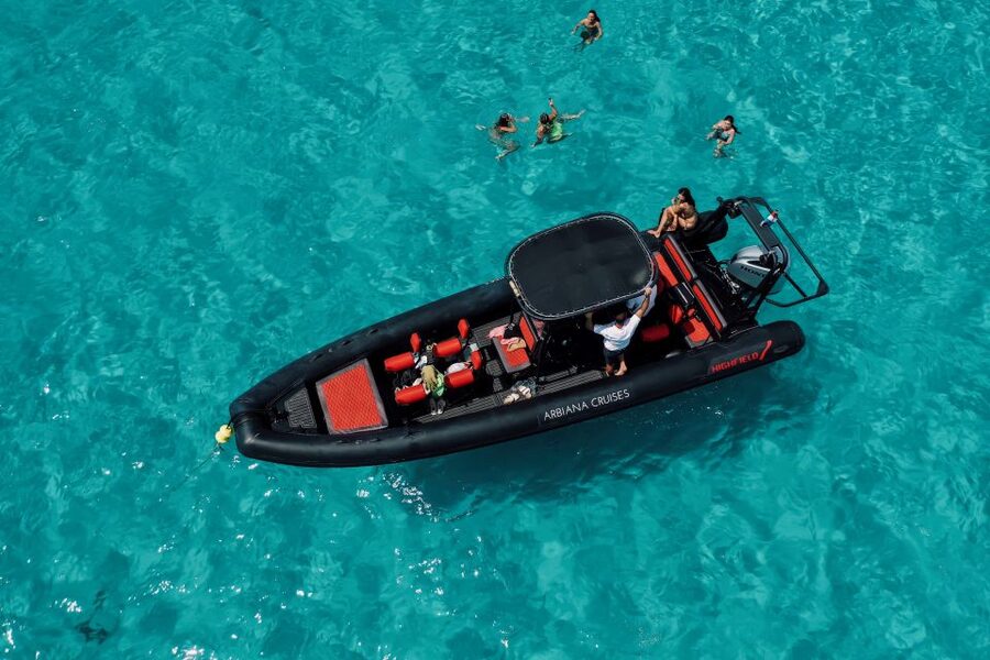 Zadar: Dugi Otok, Kornati Park, Sakarun Beach Speedboat Tour - Mana Island: Cliffs and a Film-Location Kind of Fame