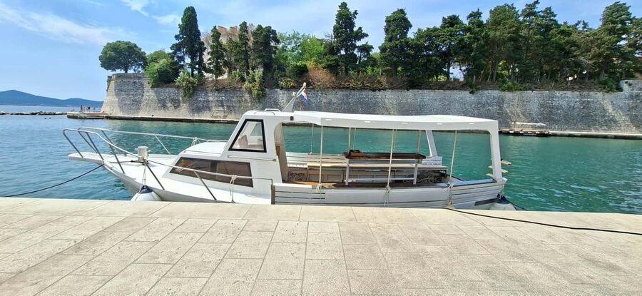 Zadar: Island Hopping Speedboat Adventure with Aperol Spritz - Snorkeling Reality Check: Gear Is Included, but Watch Your Feet