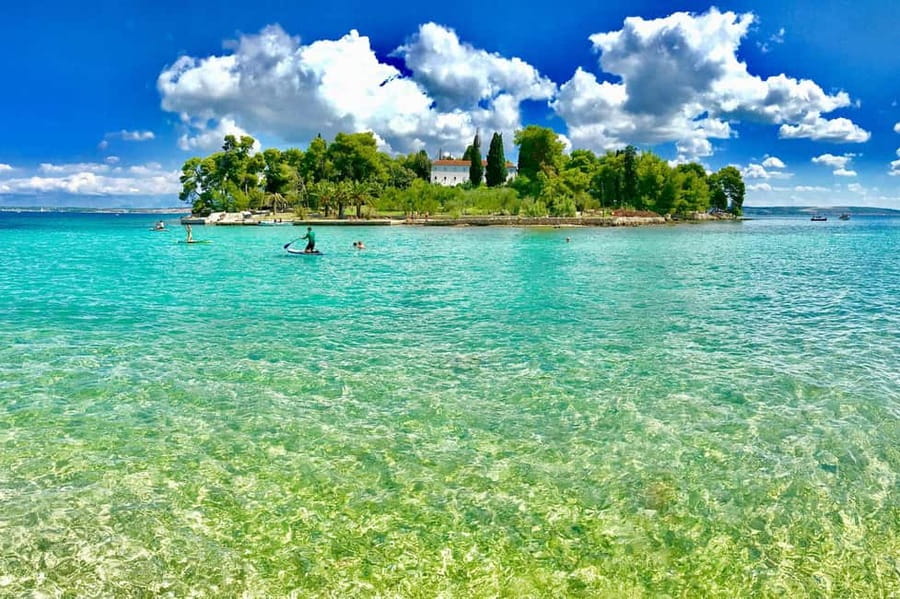 Zadar: Island-Hopping, Swimming & Snorkeling SpeedBoat Tour - Ošljak: the tiny inhabited island with a forest feel