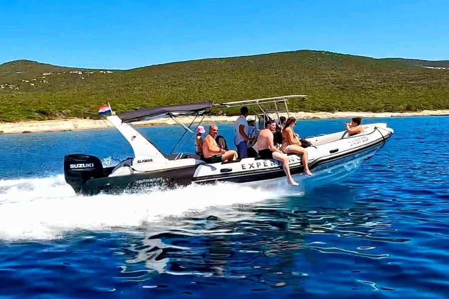 Zadar: Island-Hopping, Swimming & Snorkeling SpeedBoat Tour - Who should book this, and who should skip it