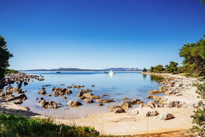 Zadar: Sakarun Beach & Dugi Island Speedboat Tour w/Diving - Snorkeling at the Sunken St. Michaele Ship: What This Stop Is For