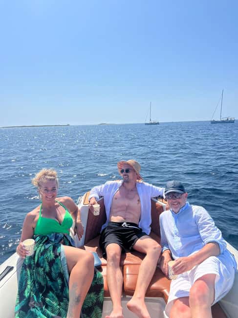 Zadar: Speedboat tour Best of 4 Islands 6 Stops with Lunch! - Stop 1: Sakarun Beach (1 Hour) for White Sand and First-Swim Momentum