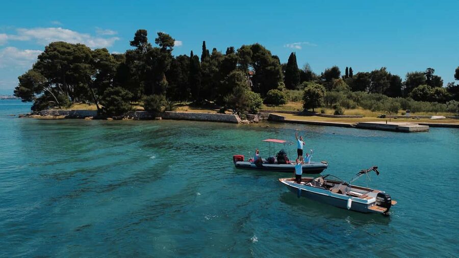 Zadar:Speedboat Tour with Snorkeling on 3 islands - Island Ošljak: Small, Quiet, and Great for Stopping for Photos